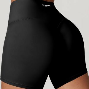 Crop & Comfort | Ribbed Seamless Shorts